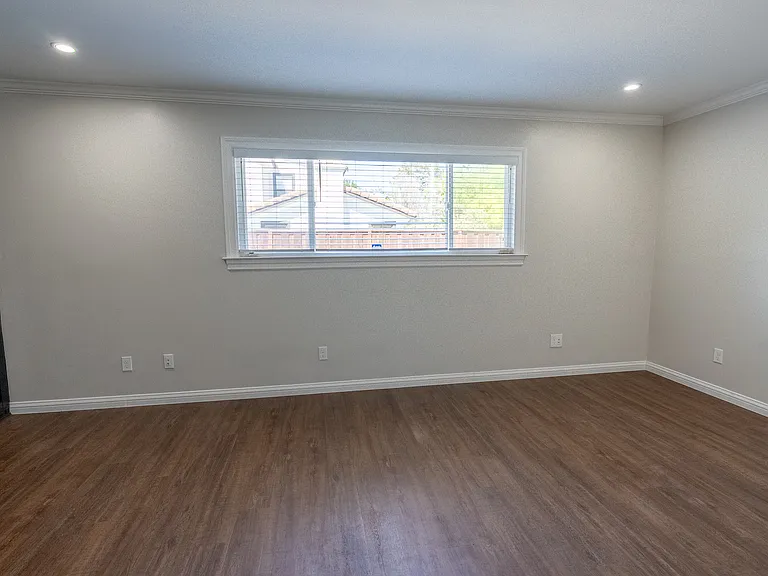 1164 Linda Dr — Photo 13