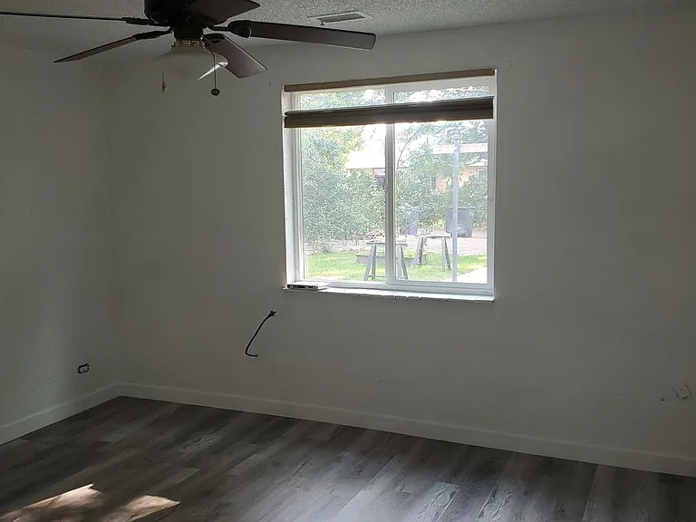 2536 Yates St #N — Photo 16