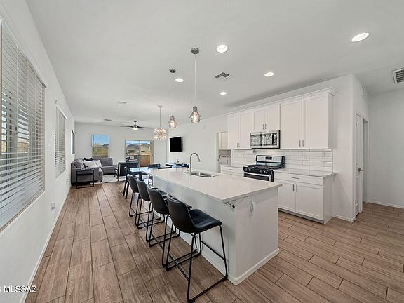 3rd image of 14282 E Yellow Sage Ln