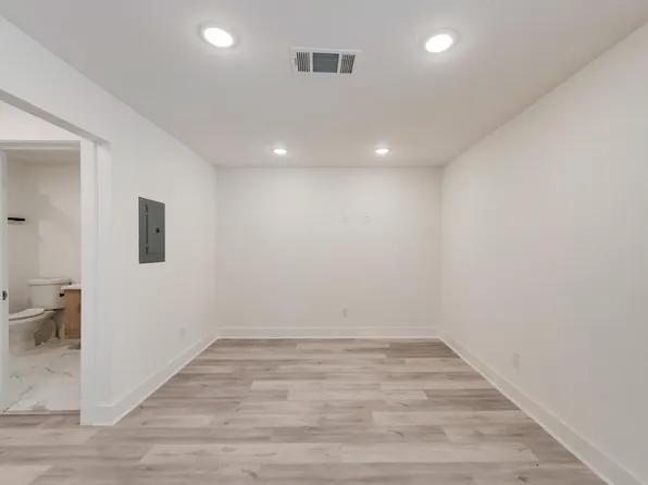 4514 Bryan St, Dallas, TX