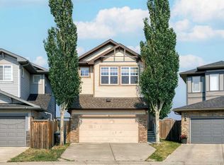 65 W Panora Way NW, Calgary, AB T3K 0R4
