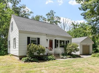 430 Williams Rd, Fitchburg, MA 01420