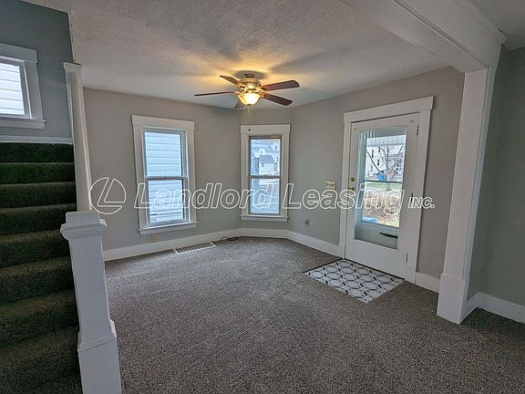 2nd image of 202 W 27th St