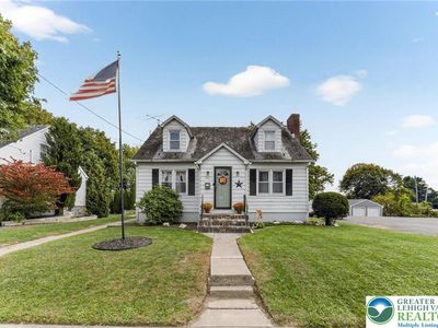 231 N Lehigh Ave, Wind Gap, PA, 18091