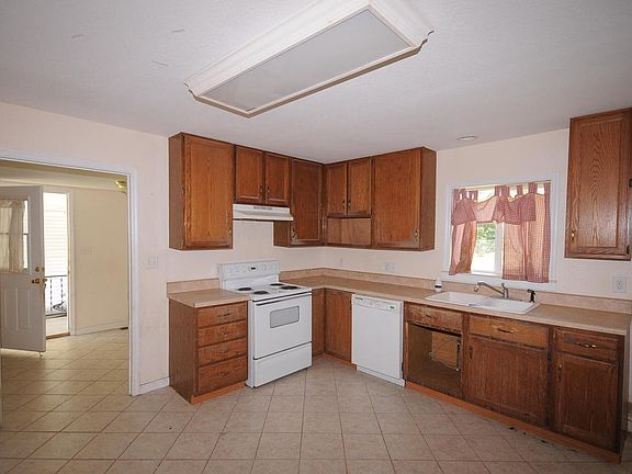 5th image of 2033 W Gilbert Ln