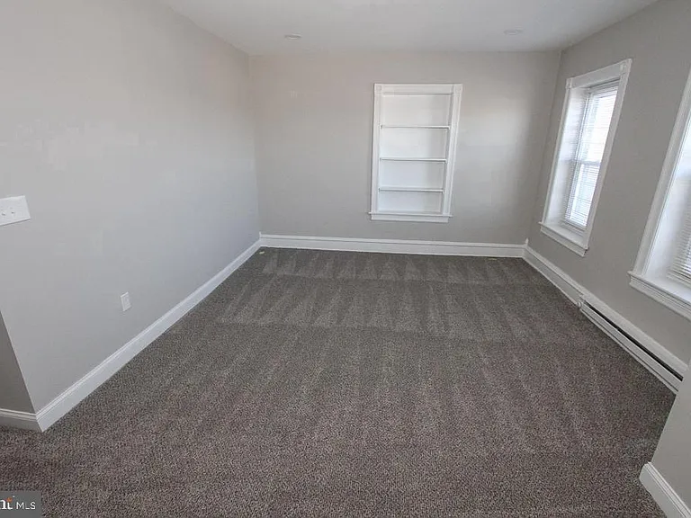 700 Main St — Photo 5