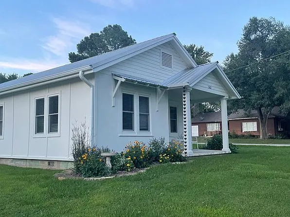 512 E Buchanan St, Prairie Grove, AR 72753