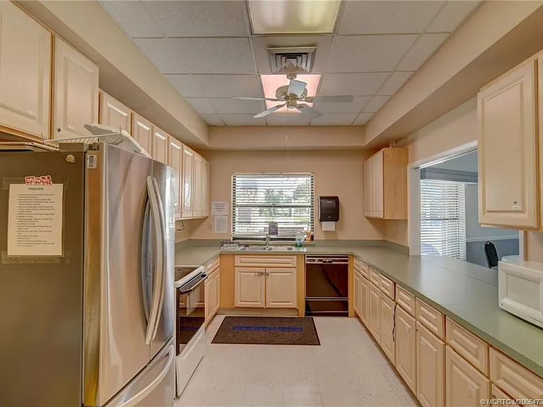 7073 SE Birchwood Ln — Photo 49