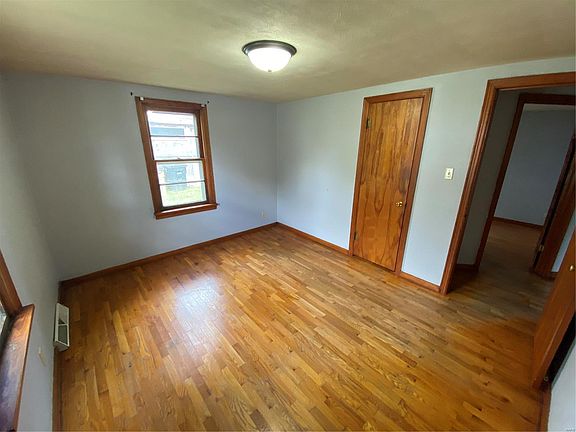 5th image of 764 W Rodney Dr