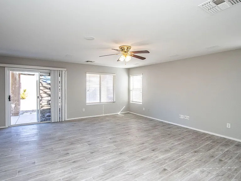 1478 E Stirrup Ln — Photo 9