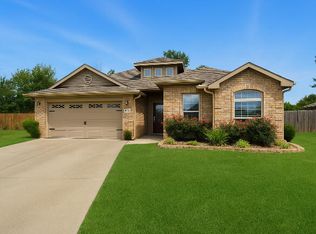 2112 Birdie Ln, Neosho, MO 64850