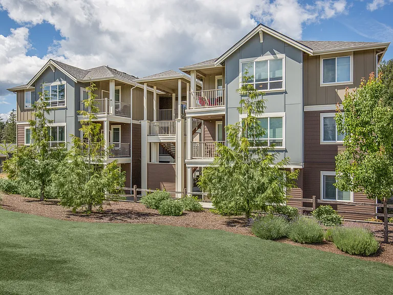 Creekside Village — Photo 35