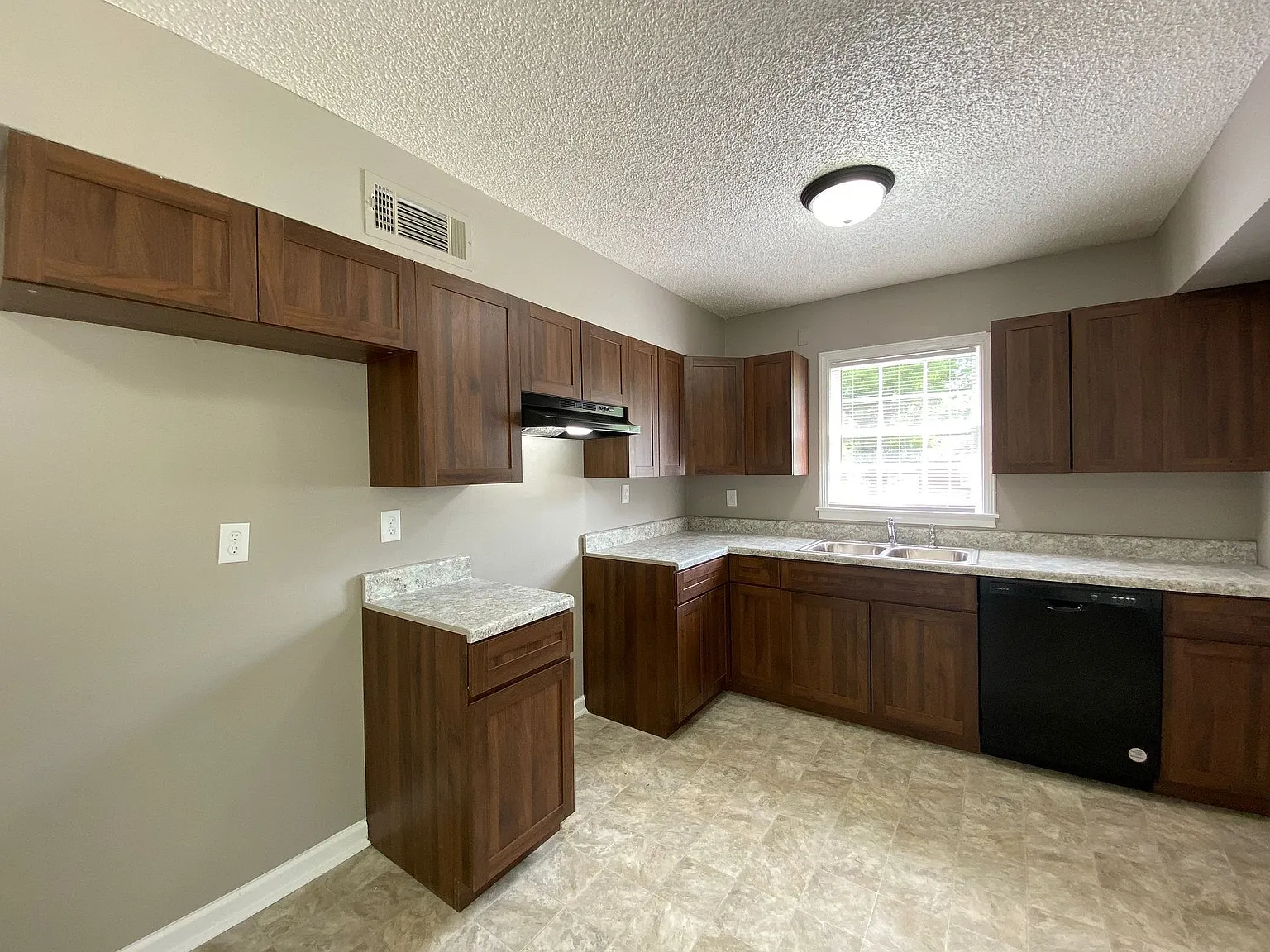 3589 Kathy Rd — Photo 4