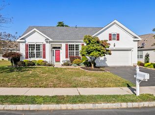 18 Lily Pond Ln, Barnegat, NJ 08005