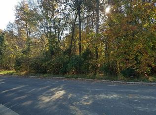 56 Greystone Dr, Graham, NC 27253