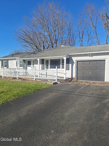 3rd image of 36 Bloomingdale Avenue