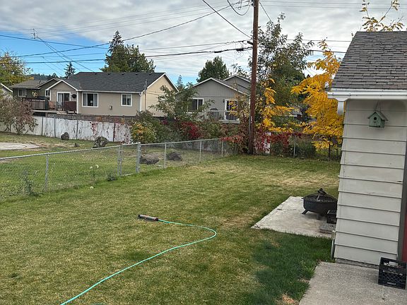 2nd image of 3128 E 32nd Ave