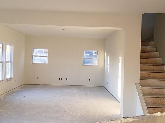 4th image of 215 Lilly Ln Lot 177