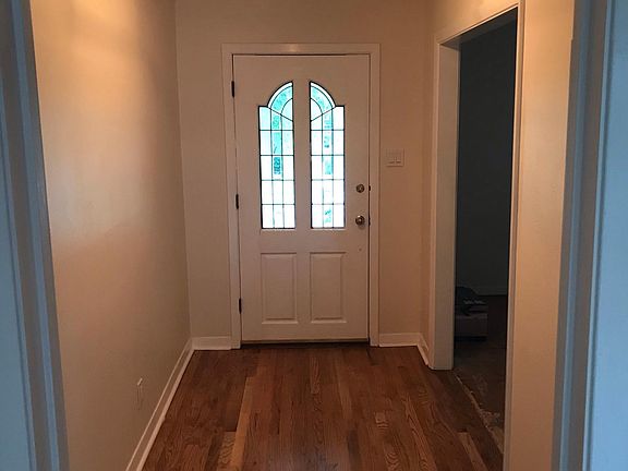 3rd image of 1909 Avenue O