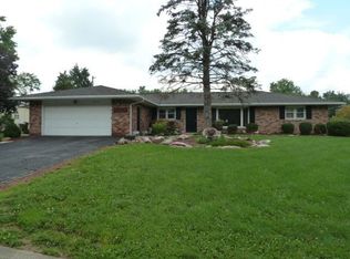 430 Brian Dr, Olney, IL 62450