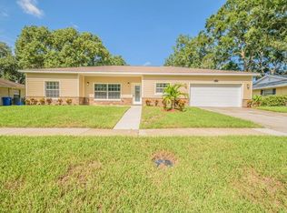 13528 Lake Magdalene Dr, Tampa, FL 33613