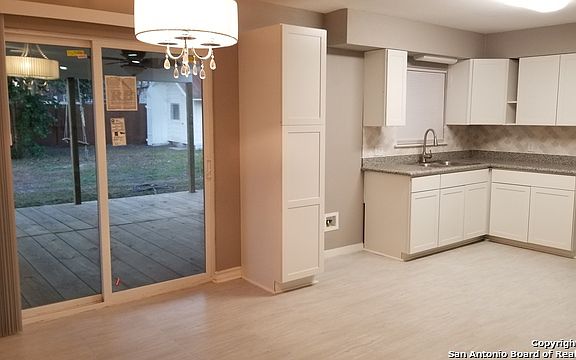 4th image of 259 Lively Dr