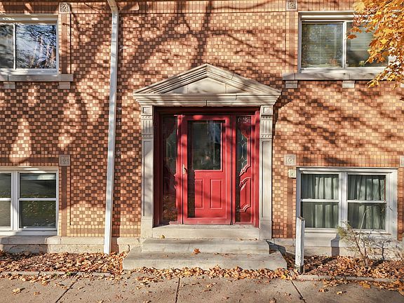2nd image of 1447 Harvey Ave