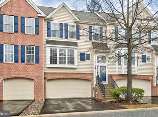 206 Cherry Ln, Kennett Square, PA 19348