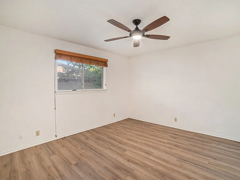 1608 San Antone Ln — Photo 12