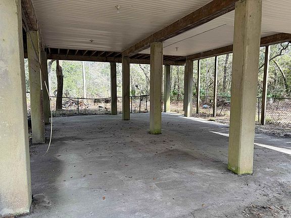 5th image of 519 Seminole Ln