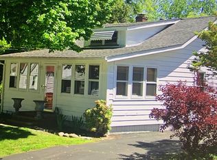 1031 Westwood Dr, Willoughby, OH 44094