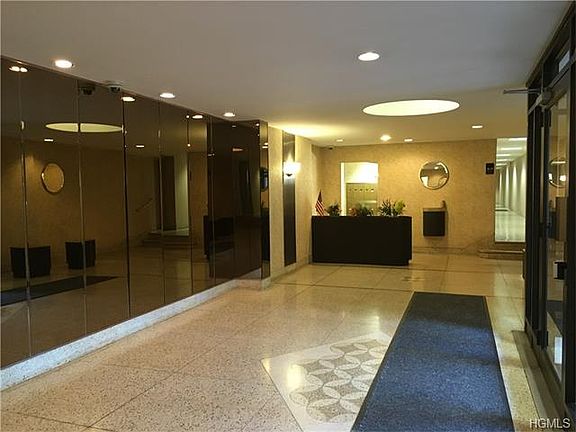 2nd image of 4320 Van Cortlandt Park E APT 4T