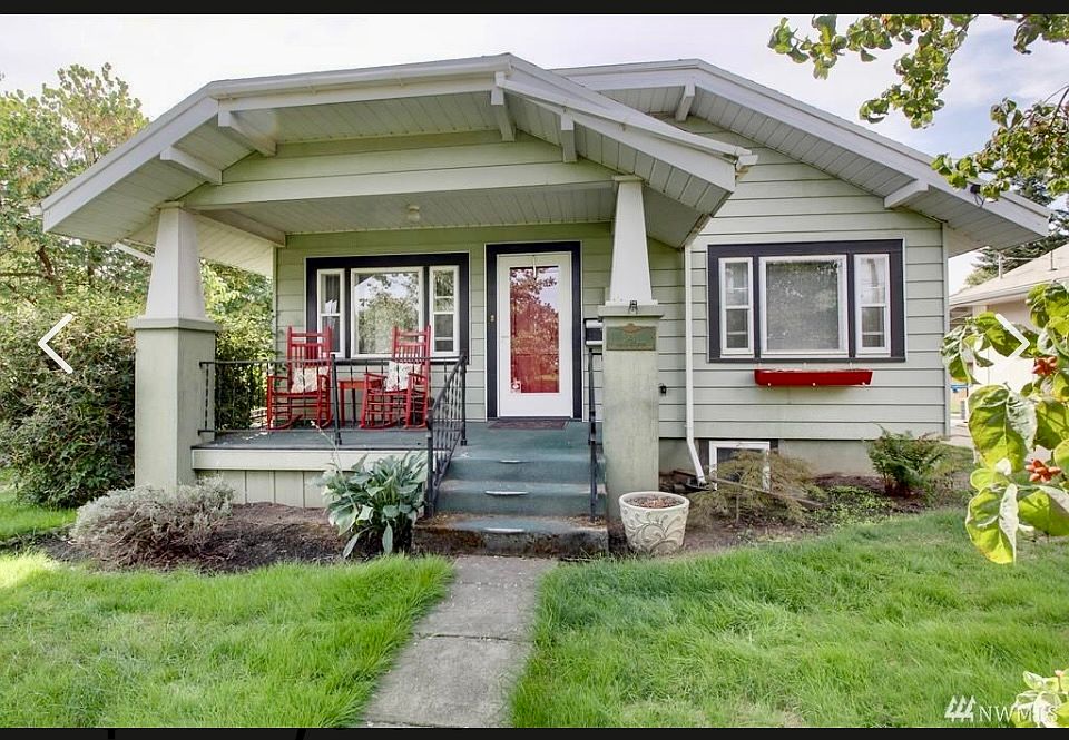 1st image of 341 N Division St