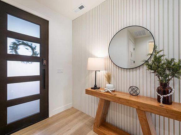 4th image of 1624 Ledges Pkwy #132
