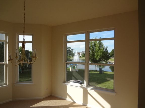 4th image of 6715 Sahara Dr