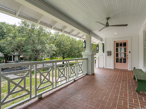3rd image of 243 BLUE BONNET BLVD