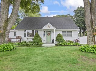 138 Dawn Dr, Centereach, NY 11720