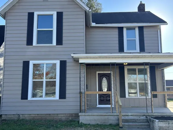 219 Walnut St, Circleville, OH 43113