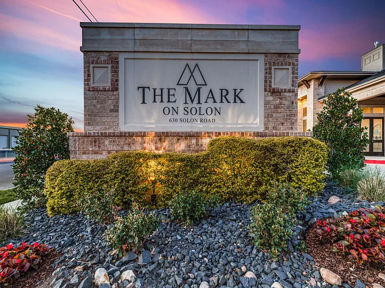 The Mark On Solon — Photo 20