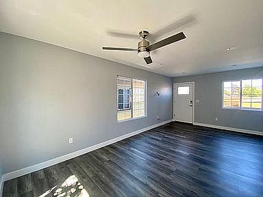 5th image of 4153 Hemlock St