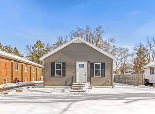 923 Wayne St, Jackson, MI 49202