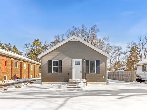 923 Wayne St, Jackson, MI 49202