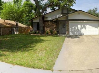 3009 Oakridge Dr, Bedford, TX 76021