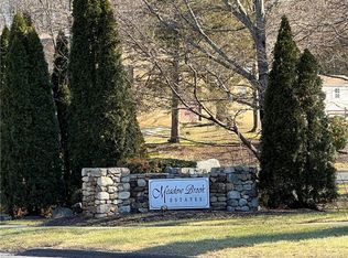 210 Woodlawn Dr, Seymour, CT 06483