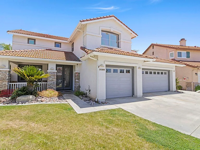 31500 Britton Cir — Photo 4