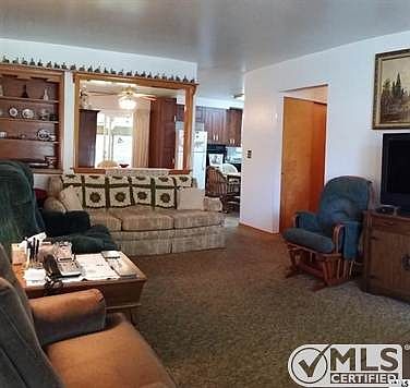 2nd image of 1416 W Southfield Dr