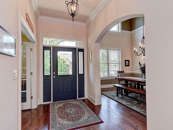 3rd image of 7904 Sardis Creek Ln