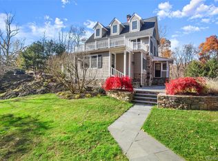 22 Lake Ridge Rd, Mount Kisco, NY 10549