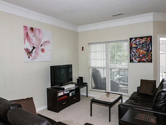 3rd image of 9173 Yarmouth Dr APT D