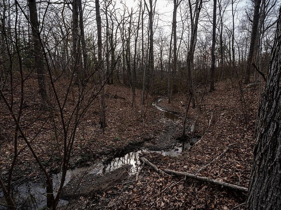 1st image of C27 Oak Dr
